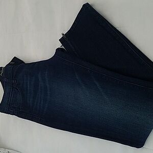 NWOT Super Cute Old Navy Sweetheart Jeans